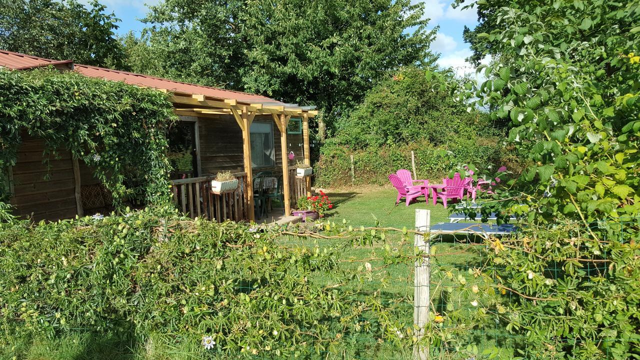 Готель Camping La Viotterie La Boissiere  Екстер'єр фото