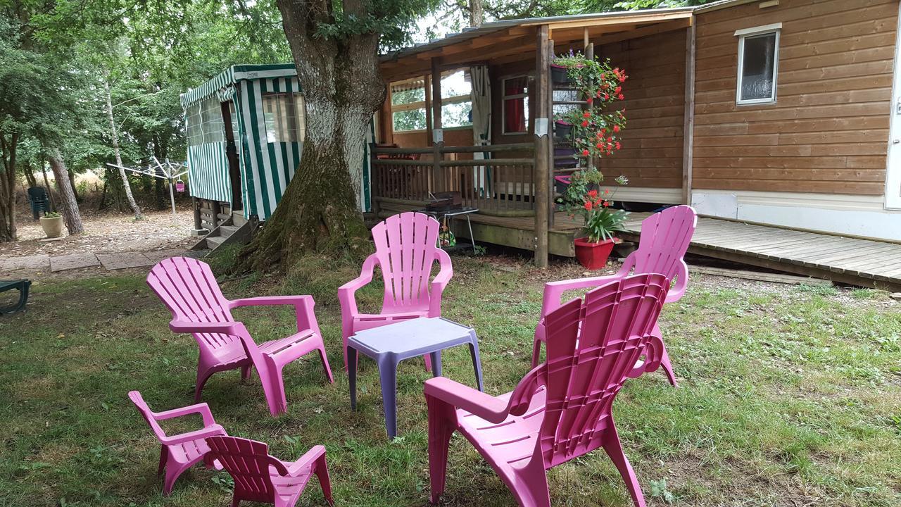 Готель Camping La Viotterie La Boissiere  Екстер'єр фото