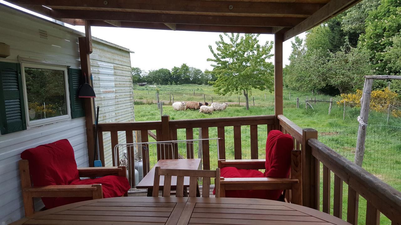Готель Camping La Viotterie La Boissiere  Екстер'єр фото